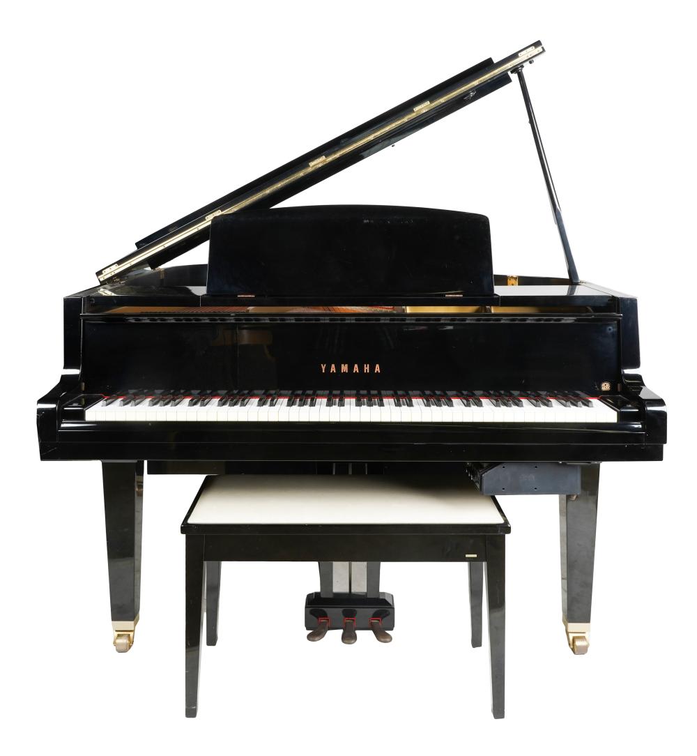 YAMAHA GH1 GRAND PIANOJapan,