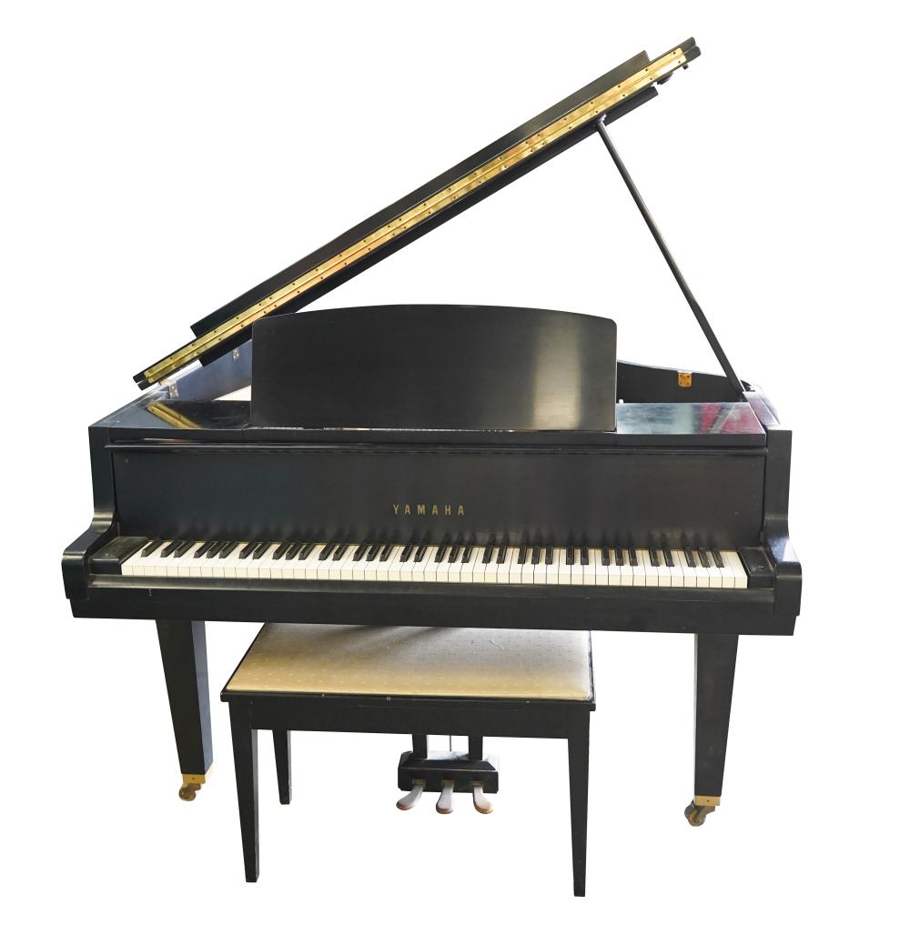 YAMAHA GRAND PIANO1972; G1;