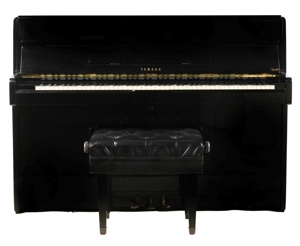 YAMAHA M1A UPRIGHT PIANO WITH