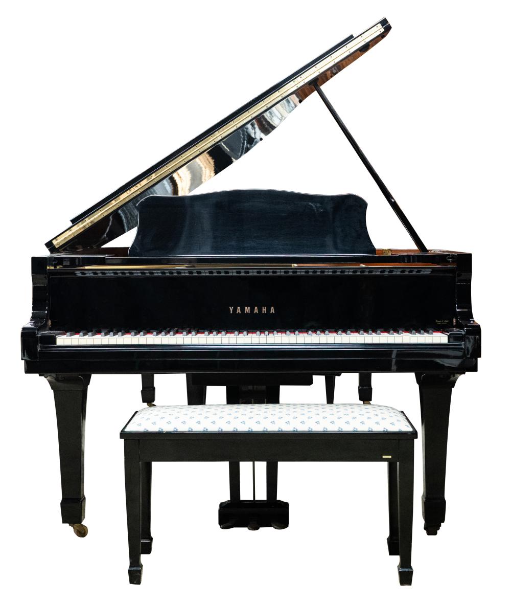 YAMAHA MODEL G3 GRAND PIANO1986;