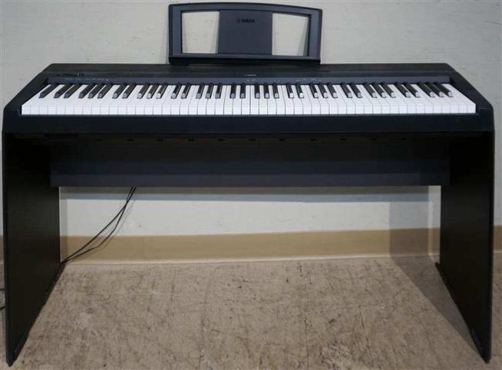 YAMAHA P-35 DIGITAL PIANO WITH
