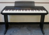 YAMAHA YPP-50 ELECTRONIC PIANO