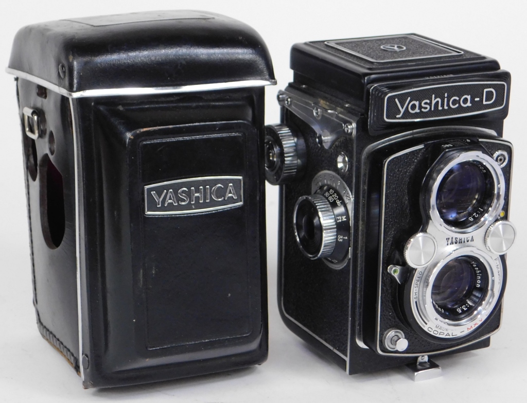 YASHICA D TLR CAMERA Yashica D