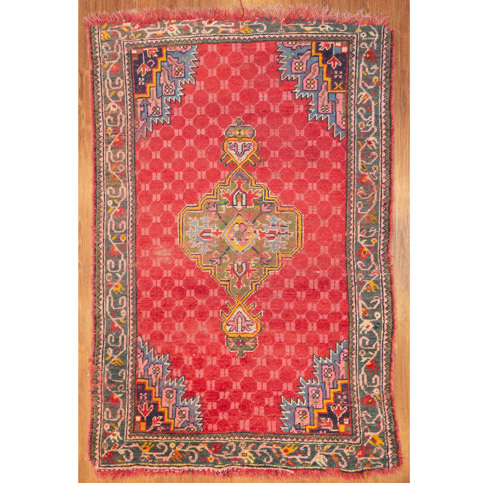 YASTIK RUG, TURKEY, 3.9 X 5.5 Third