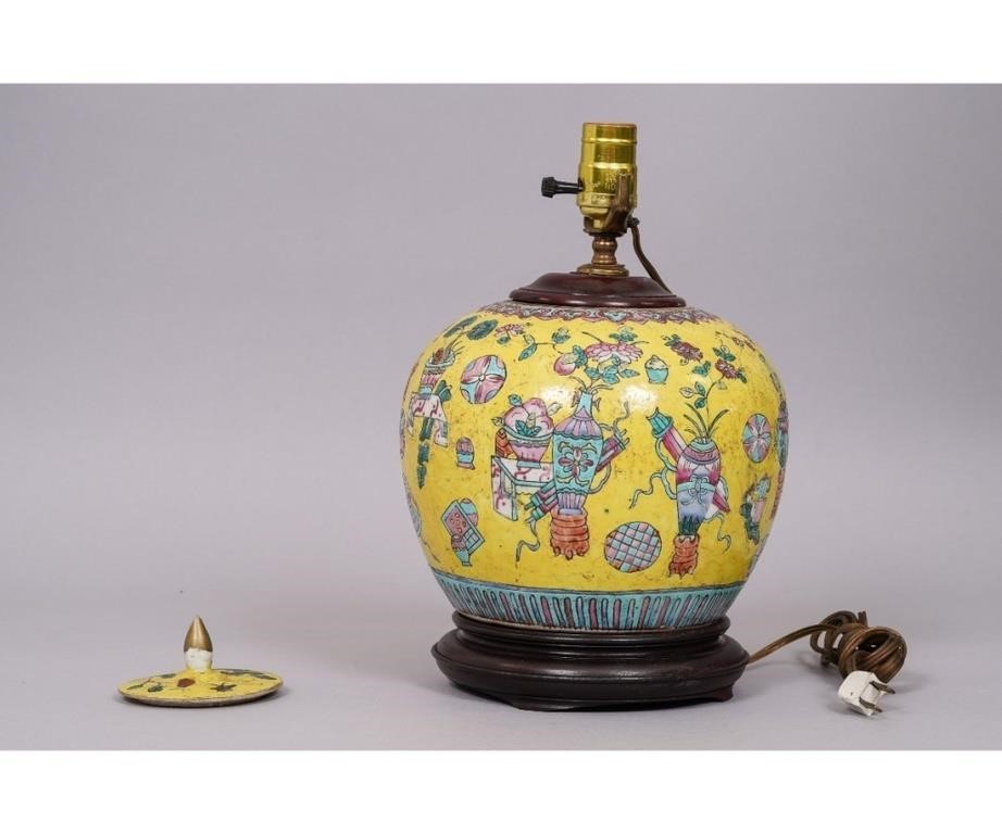 Yellow Chinese ginger jar, 19th c.,