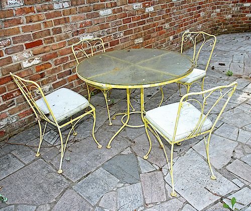 YELLOW IRON PATIO SETA ca 1940