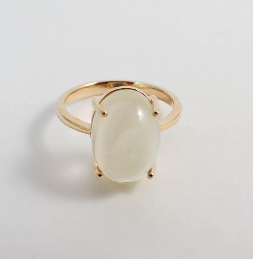 YELLOW LABRADORITE AND FOURTEEN
