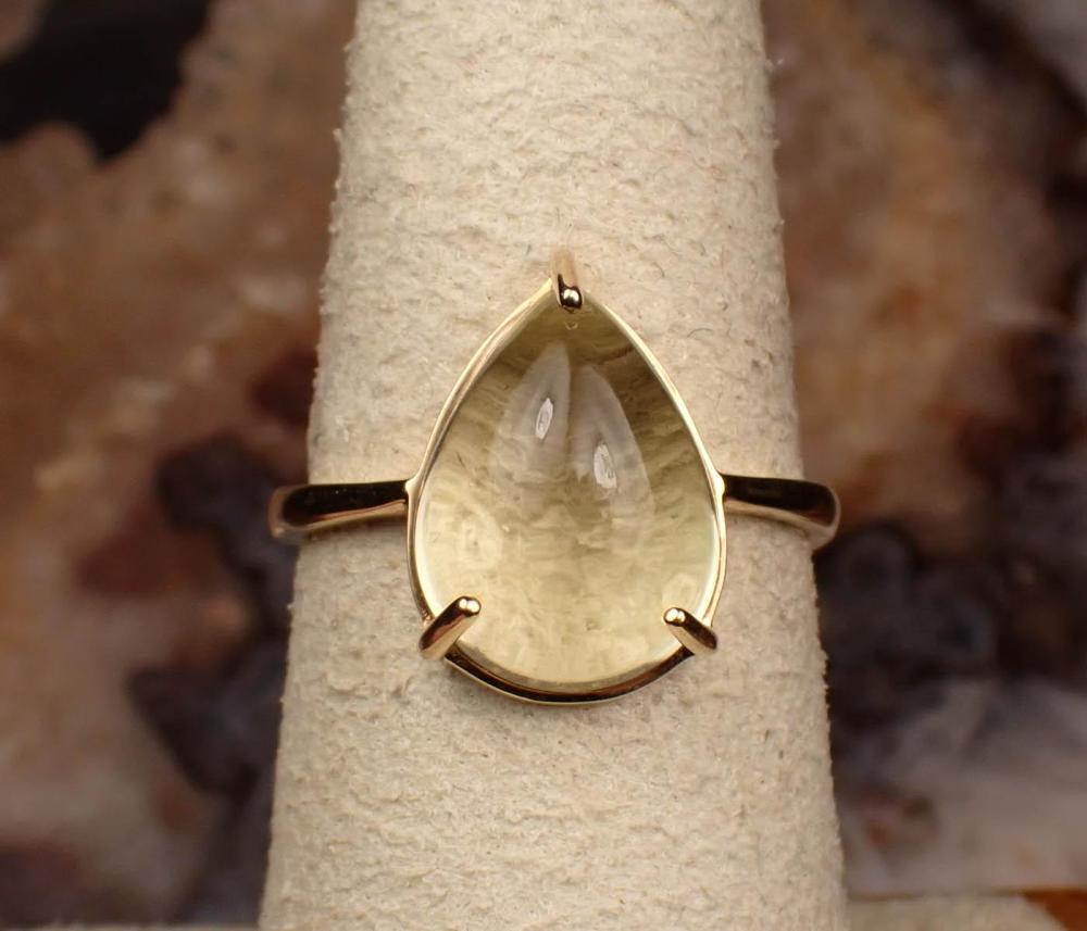 YELLOW LABRADORITE AND GOLD