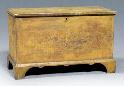 Yellow paint decorated lift-top