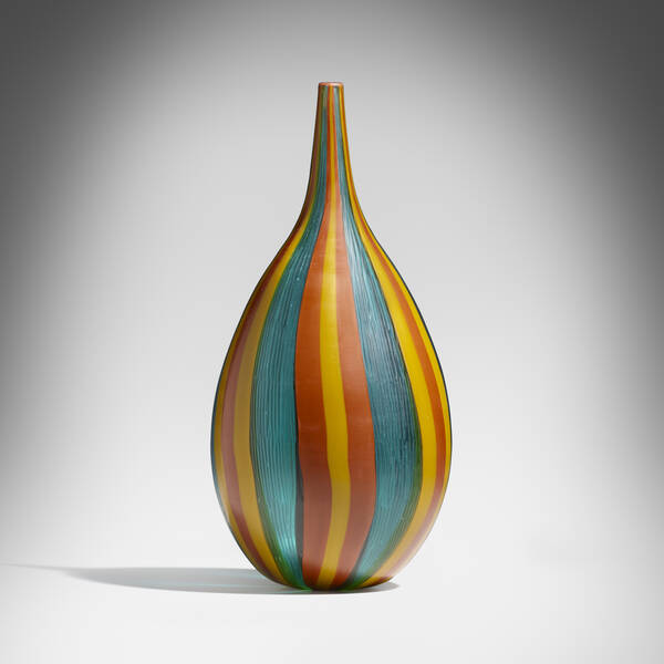 Yoichi Ohira. Foglie morte vase.