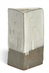 YOON KWANG-CHO, TRIANGULAR VAS