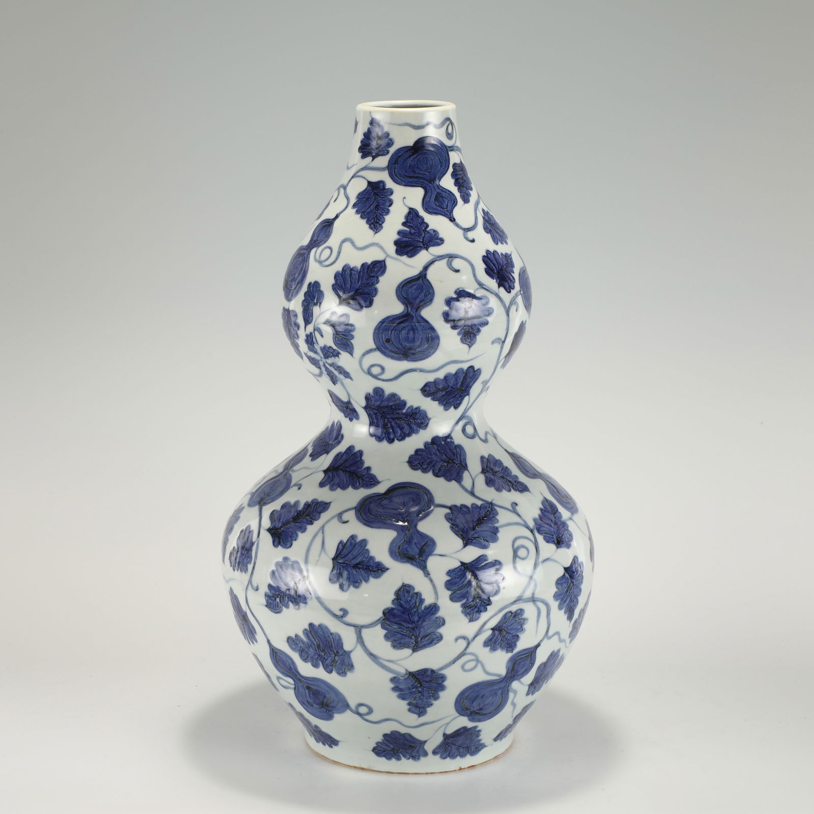 YUAN BLUE AND WHITE GOURD