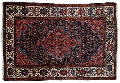 Zagheh rug, central medallion