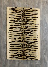 ZEBRA PRINT 3'3" X 5'3" RUGSen