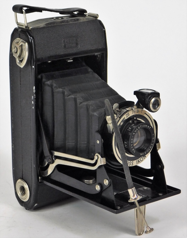 ZEISS IKON BOB 510 FOLDING CAMERA