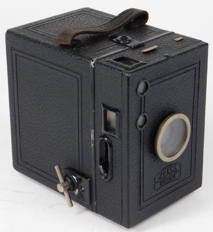 ZEISS IKON TENGOR BOX CAMERA