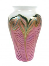 ZELLIQUE ART GLASS VASEZelliqu