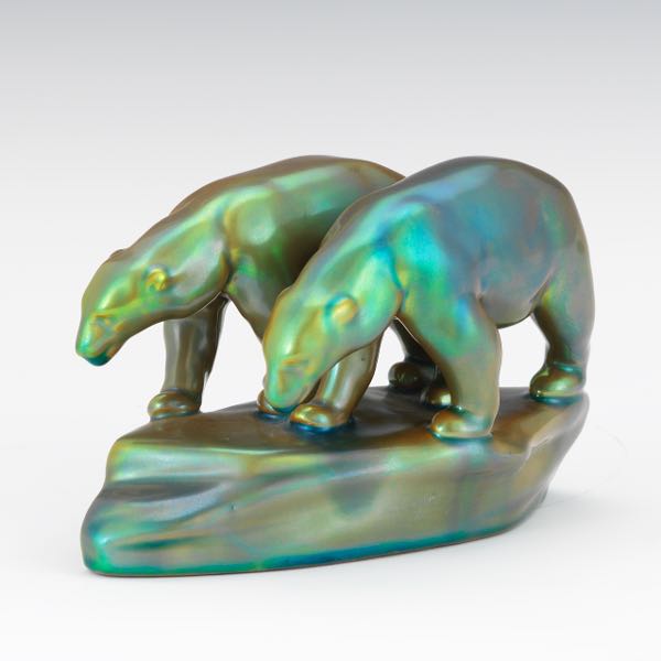 ZSOLNAY HUNGARY IRIDESCENT POLAR
