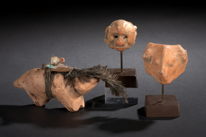 Zuni Pueblo Culture Bear Fetish, 